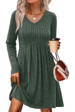NWT OFEEFAN Green V-neck Ribbed Long Sleeves Sweater Dress Size Medium