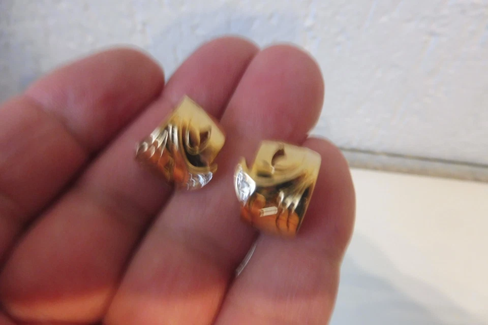 Pinzas para orejas Pierre Lang, hermosos pendientes PL, dorados con piedras Foto 4 de 4