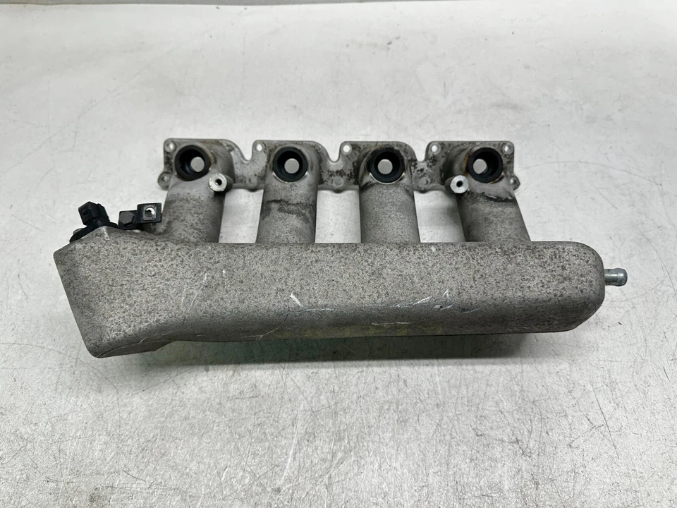 P407196 2000-2006 Audi TT colector de admisión 1,8 L 06A133223BQ OEM Foto 2 de 4