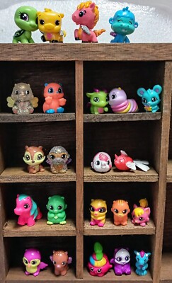 23 Assorted Hatchimals Colleggtibles Pony, Owl, Racoon, Bird, Fish Glitter MO