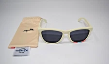 Brand New Oakley Rapha Frogskins 2012 Rare Polished White with Black Iridium