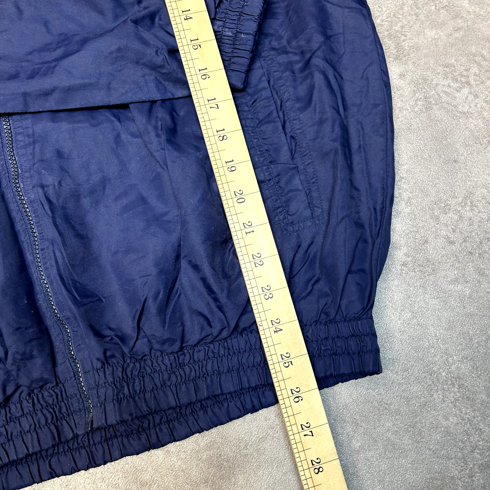 Giacca a vento Fila Track uomo media vintage full zip foderata in rete blu navy