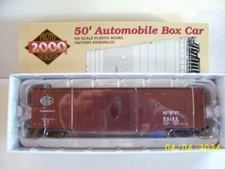 PROTO 2000 50' AUTOBOX CAR "NYC" #64184 W/ DREADNAUGHTS END FACTORY CAR~HO SCALE