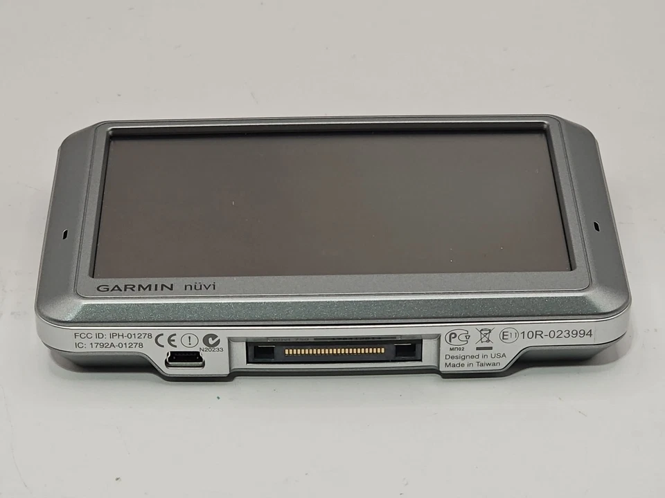 Garmin Nuvi 755T w Accessories: Mount Cables & Manual Powers On Pre-owned Bundle - Image 2 of 4