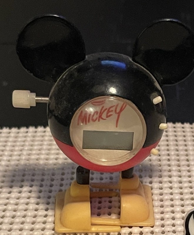 Unique, Vintage Mickey Mouse Windup Head Walking Digital Clock ~ 3" Tall (Rare)