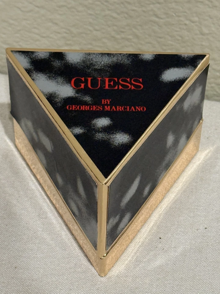 Guess Twisted de Georges Marciano .25 oz. Perfume Pure Parfum Splash Vintage Foto 2 de 3