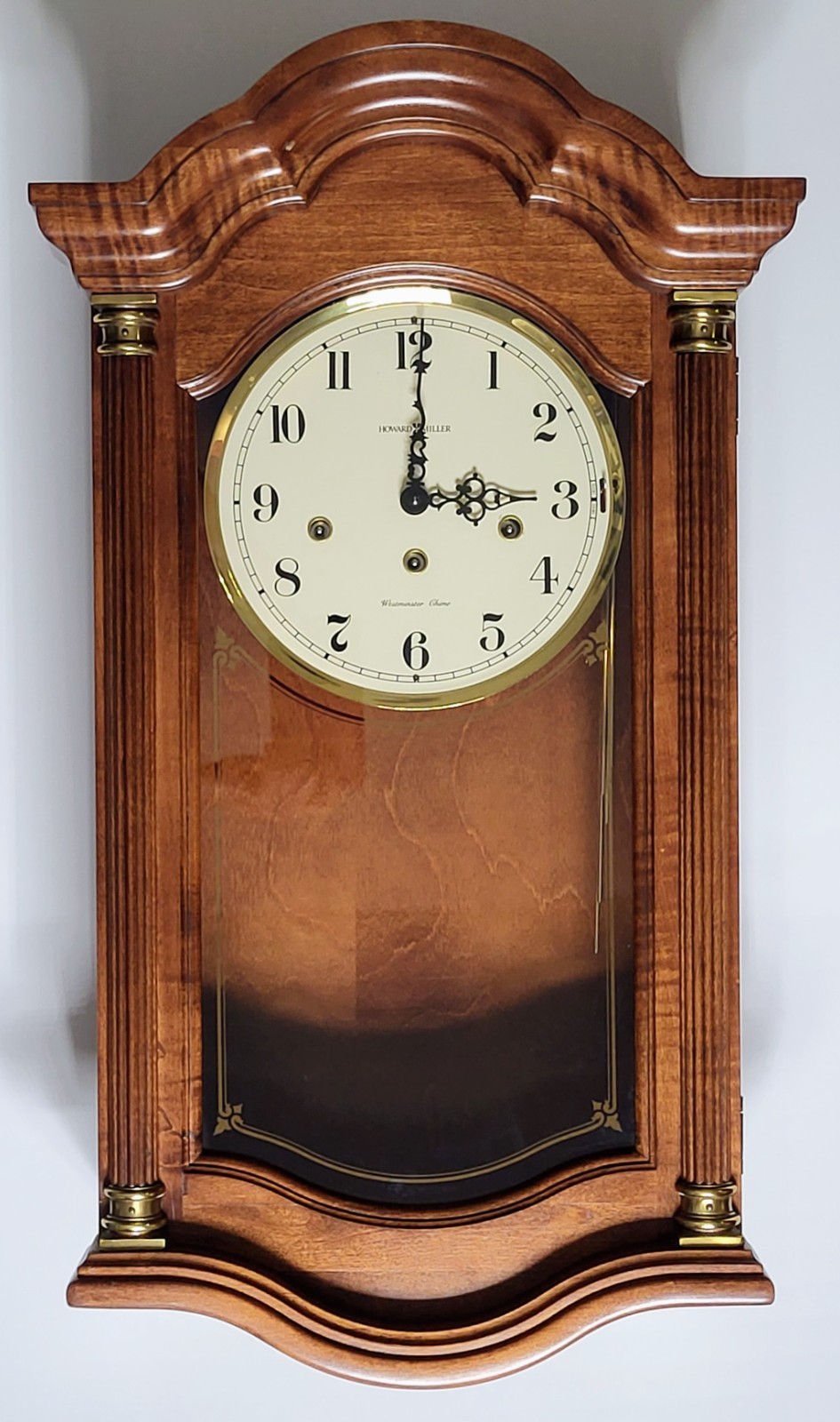 Howard Miller Westminster Chime Quarter Hour 8 Day Wall Clock # 613 231 Cherry