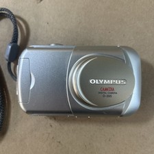 Olympus CAMEDIA D-395 3.2MP Digital Camera Silver Vintage No xD Card