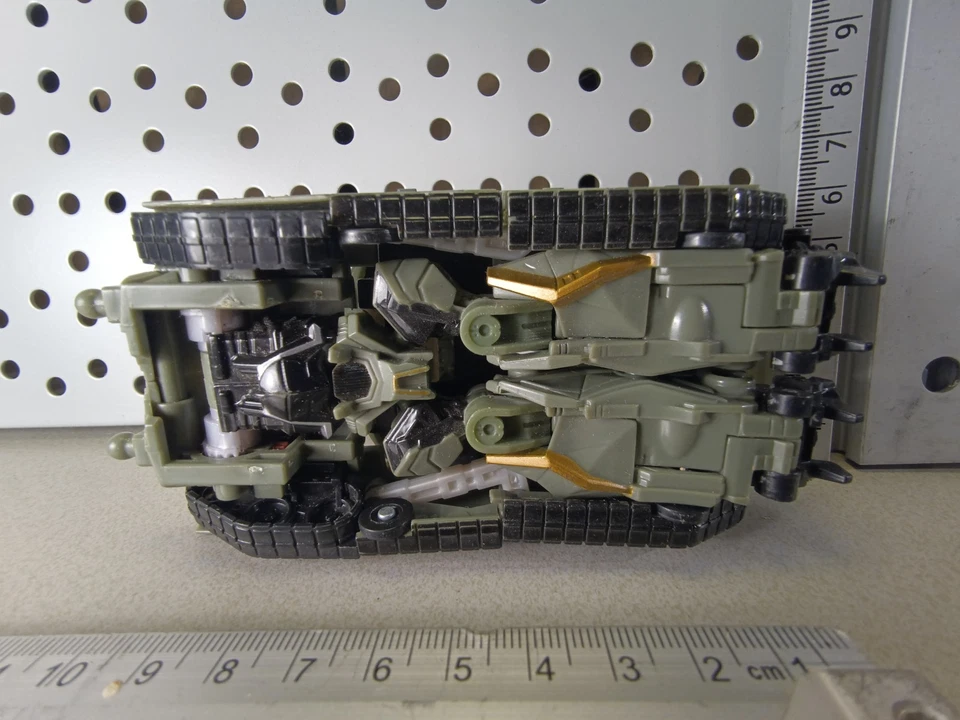 Transformers Legion Class Decepticon Brawl Tank Toy 7cm Camo 2007 Hasbro - Image 4 of 4