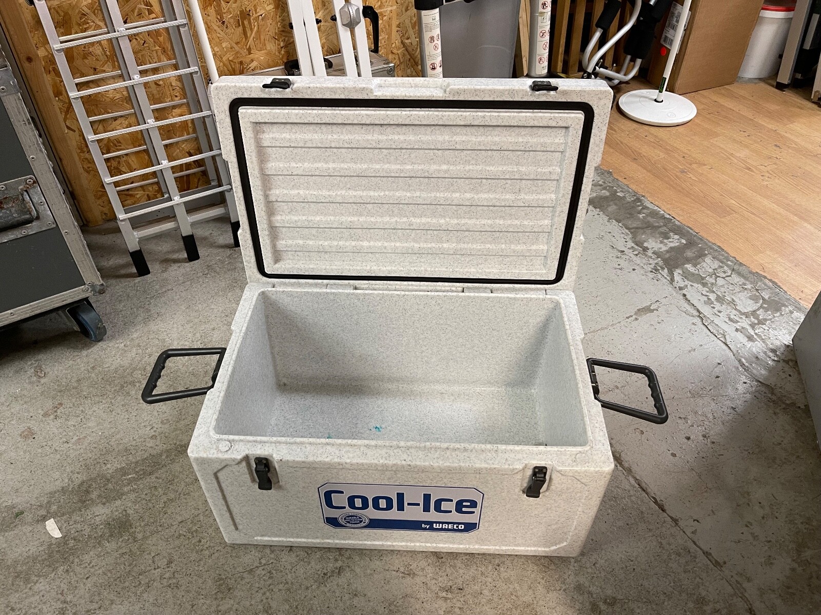 Waeco Cool Box WCI42 Passive Cool Box eBay