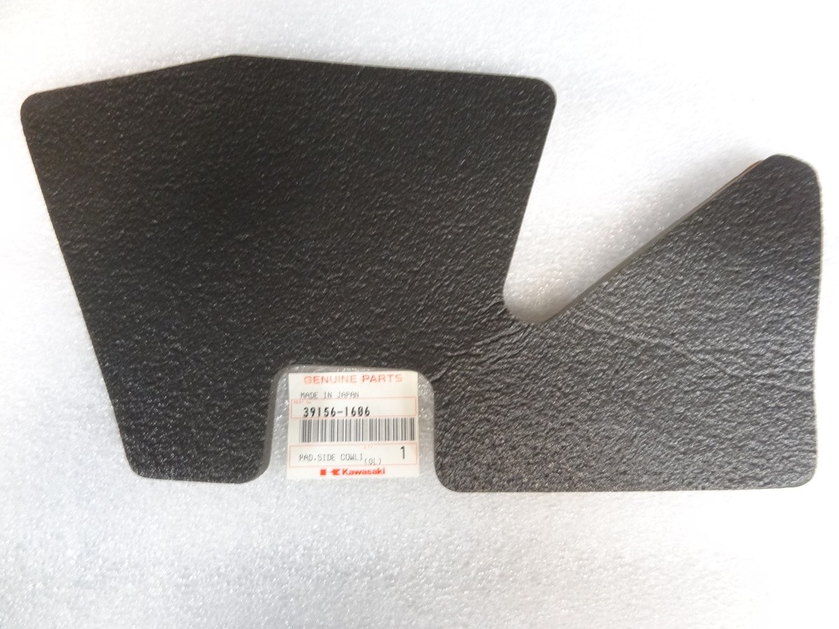 Kawasaki NOS NEW 39156-1606 Lower Right Side Cowling Pad ZX ZX900