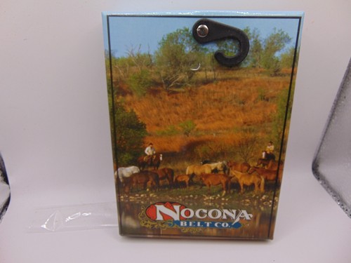 Hebilla de Cinturón Nocona Tono Plateado Rodeo Cristal Floral 3 1/2" Ancho en Caja - Imagen 3 de 7