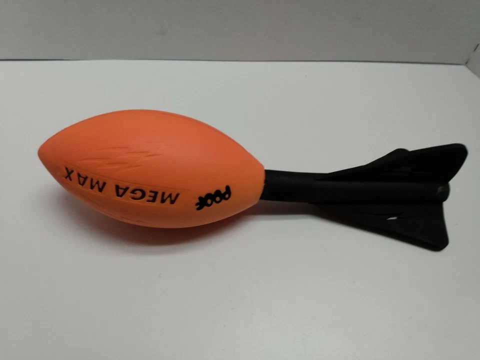 Футбол Poof Mega Max из пеноматериала - Изображение 3 из 4