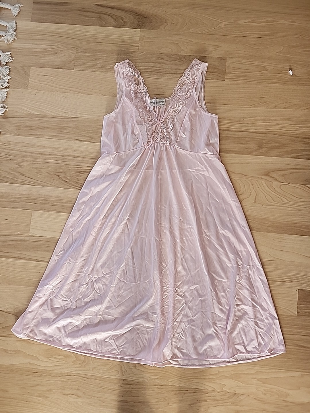 Picture 1 of 6