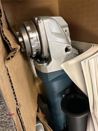 ^ Bosch 4-1/2" X-LOCK Ergonomic Angle Grinder w/ Paddle Switch GWX10-45PE - Picture 3 of 4