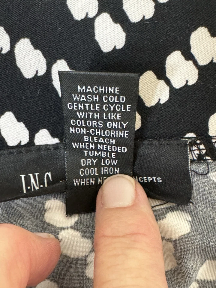 Falda Completa INC International Concepts Negra Blanca Talla M Abstracta Lunares Tribal Foto 4 de 4