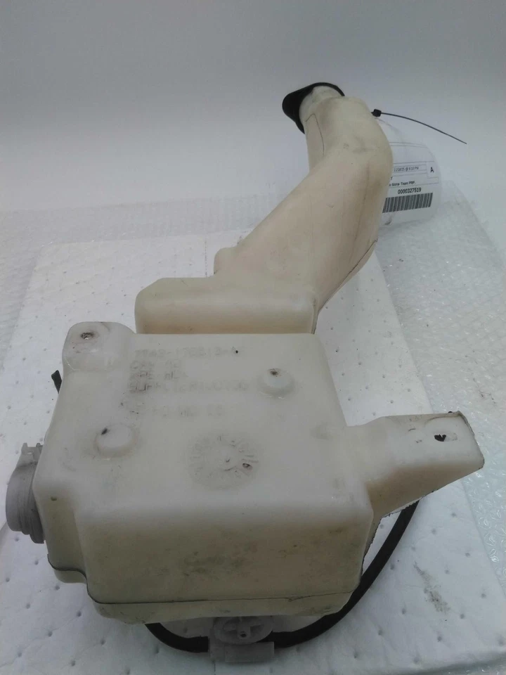 2010 Dodge Caravan Washer Fluid Reservoir OEM Silver 3.30L 164K Miles - Image 3 of 4