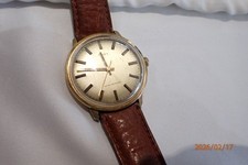 ANCIENNE TIMEX ANGLAISE  MIXTE MECANIQUE,ETAT D'EPOQUE CONVENABLE,B FONCTIONS