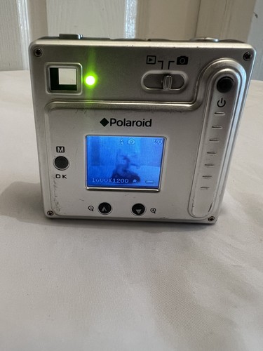 Retro Polaroid PDC 2070 2.1MP Digital Camera  - Picture 13 of 14