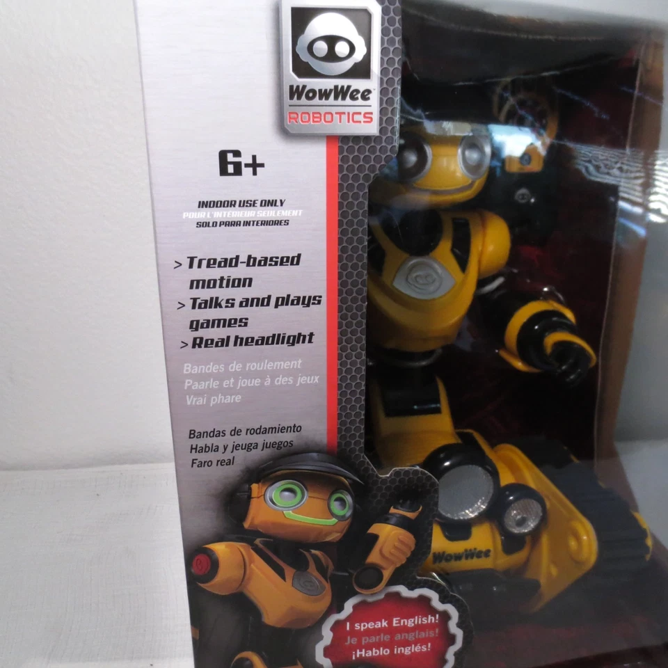 Roborover NIB Interactive Remote Control RC Robot NIB WowWee Robotics 8405 - Image 2 of 4