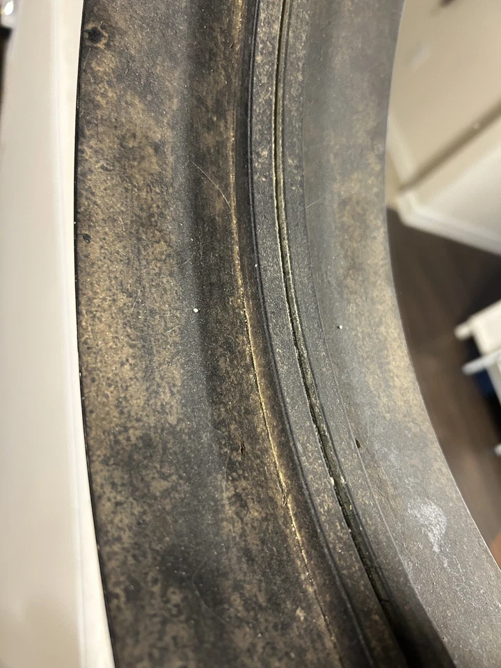 Round Rustic Distressed Iron Hanging Mirror With Rope Hanging Accent - Image 3 of 3