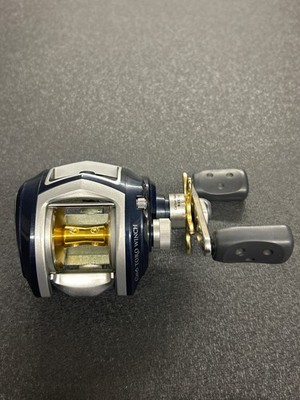 Abu Garcia Revo Toro Winch 50 Very fine Condition Minty LOOK