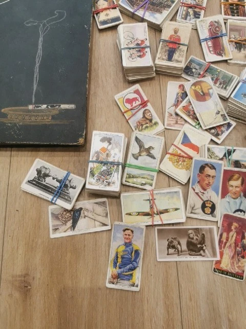 Joblot Of Vintage Cigarette And Tea Collectors Cards - Image 2 of 4
