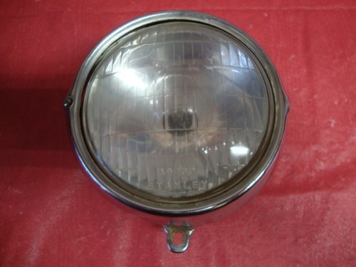 Honda CT 90 Trail 90 ,1973 Headlamp bulb, Chrome ring, OEM used,6-Volts