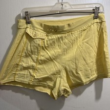 Vtg 60s PIN UP Rockabilly  Yellow Stripe Applique Trim Pearl ButtoShort Shorts S