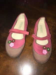 mary jane shoes with velcro strap