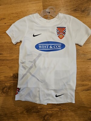  Dagenham & Redbridge away kit 200/21 - Sizes 4/5 Years - S/M Boys BNWT