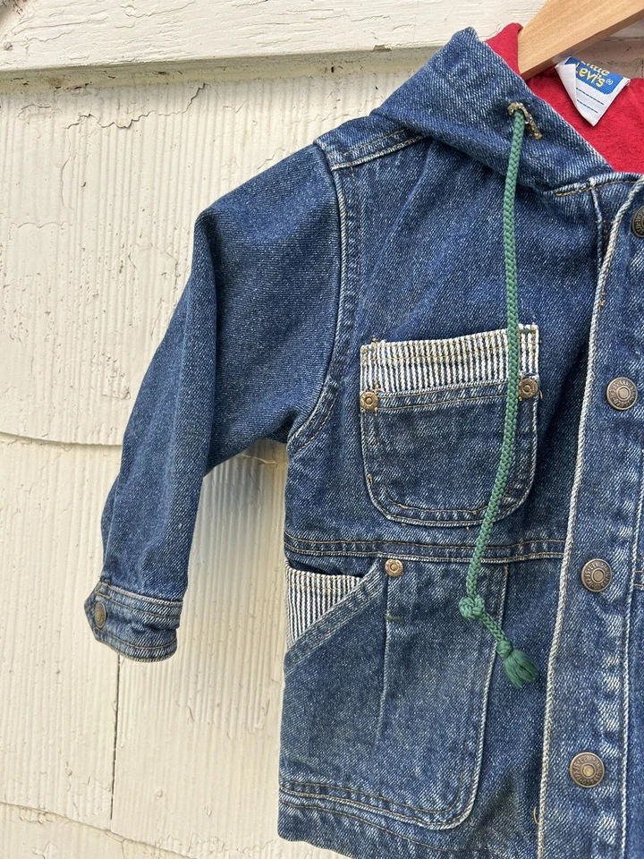 Chaqueta vaquera vintage de 1990 Little Levi’s para niños 3T azul lavado oscuro con capucha broches a presión Foto 3 de 4