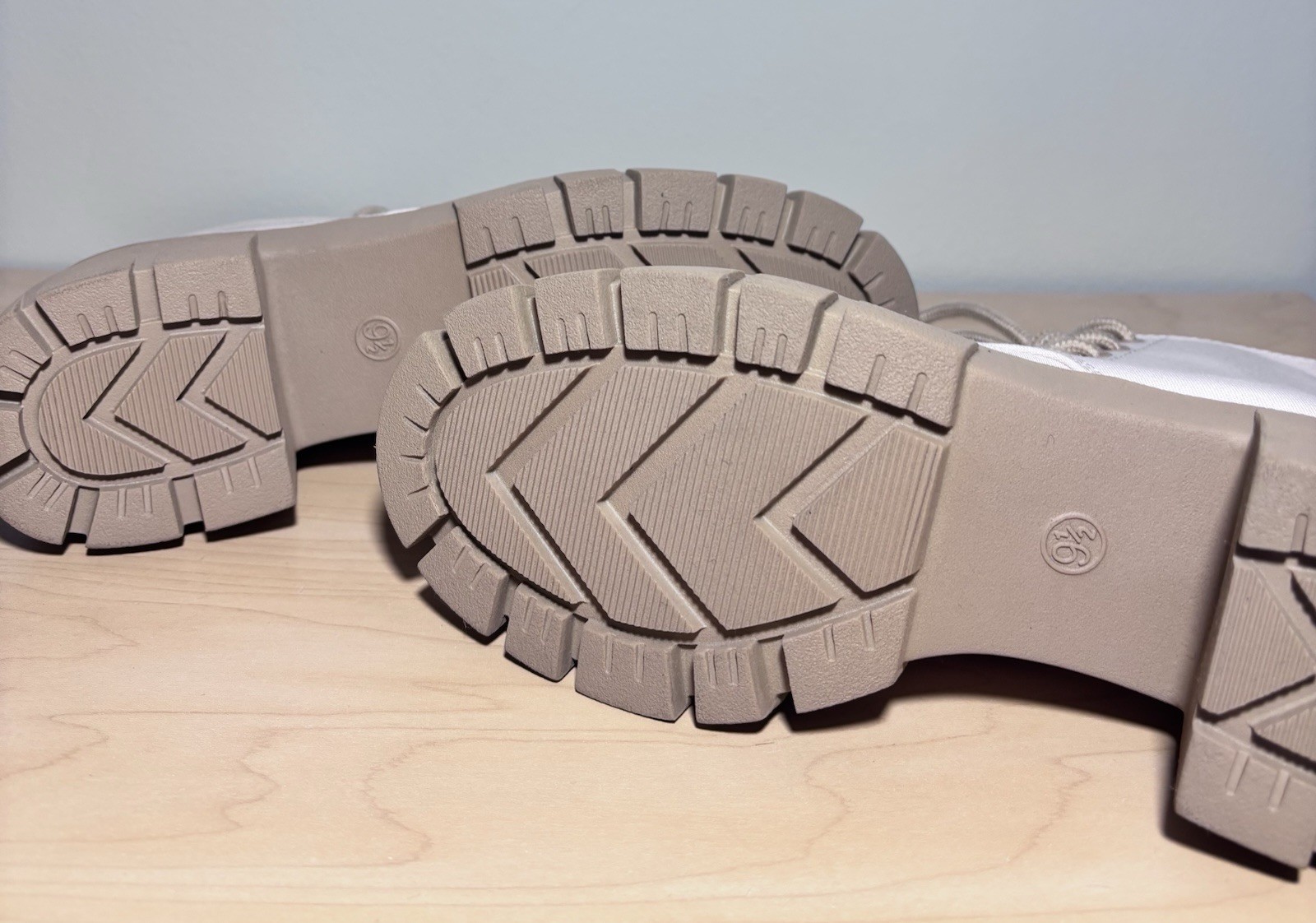 Universal Thread Chunky Sole Platform Combat Boot… - image 7