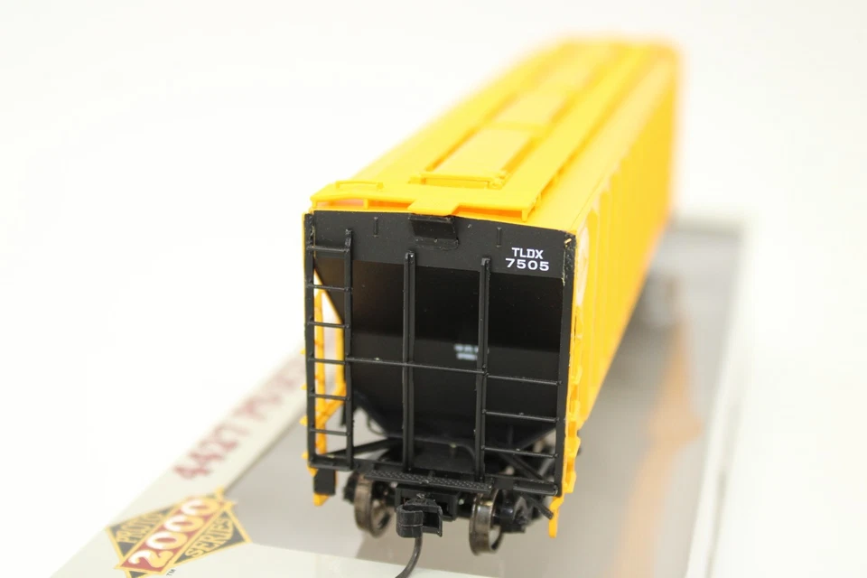 Proto HO Scale TLDX Cargill 4427 PS2CD High Side Covered Grain Hopper Car LN OB - Image 4 of 4