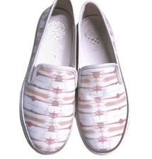 Vince Camuto Remmeya Slip On Sneakers Women 7 Printed Leather Platform Shoes