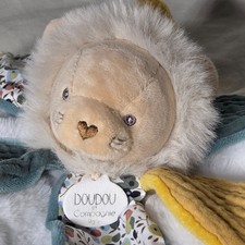 DouDou et Compagnie Paris Lion Petal Lovey Baby Security Blanket Floral Soft Toy