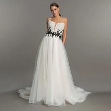Sleeveless Illusion Wedding Dress Sweetheart Neck Lace Pleat Backless Bride Gown
