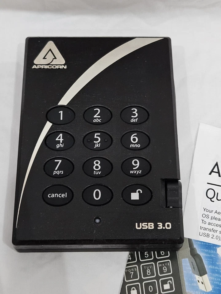 Apricorn Aegis Padlock 3 USB 3.0 2TB External Hard Drive – Model A25-3PL256-2000 - Image 3 of 4