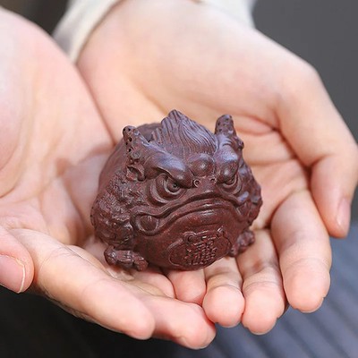 Purpurroter Lehm 3-beinige Krötenfigur Zen Teezeremonie Dekoration Geschenk
