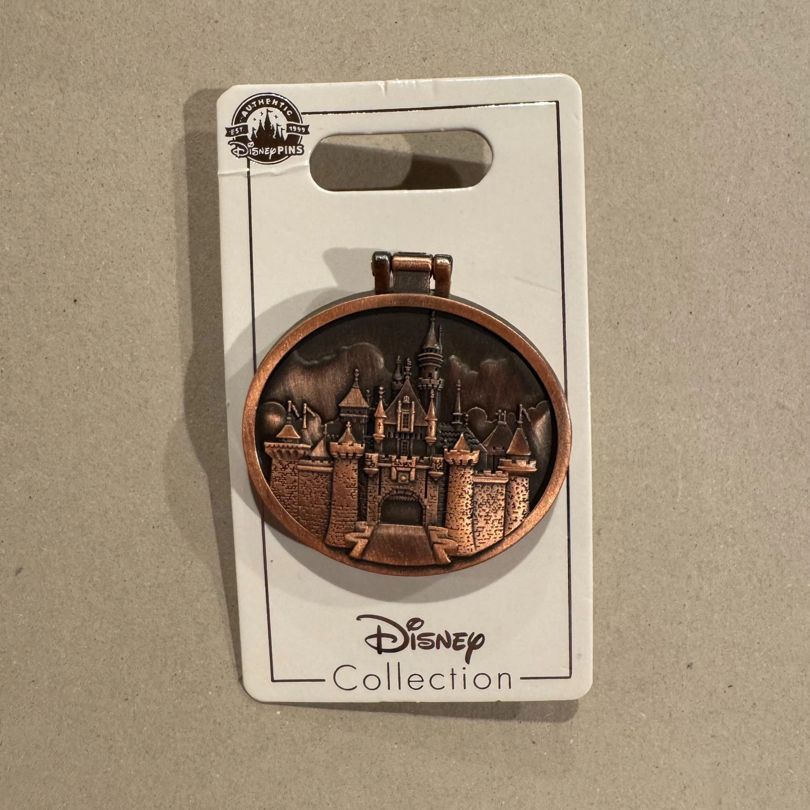 Disney Parks Castle WALT DISNEY Its Kind of Fun to do the Impossible Hinged Pin