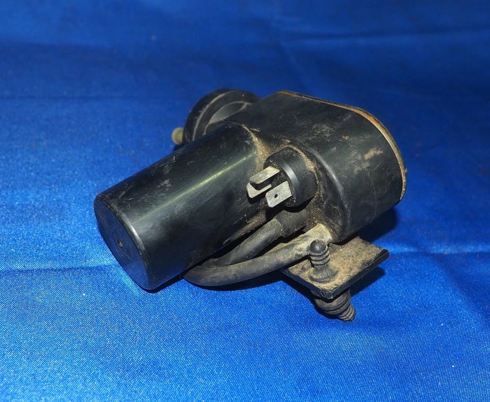 1990-1995 Jaguar XJ6 XJS Cruise Control Vacuum Pump Actuator Module OEM - Image 4 of 4