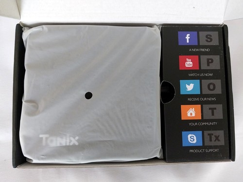 Original Tanix W2 Android 11 2G/16G TV Box Amlogic S905W2 Media Player - Picture 5 of 16