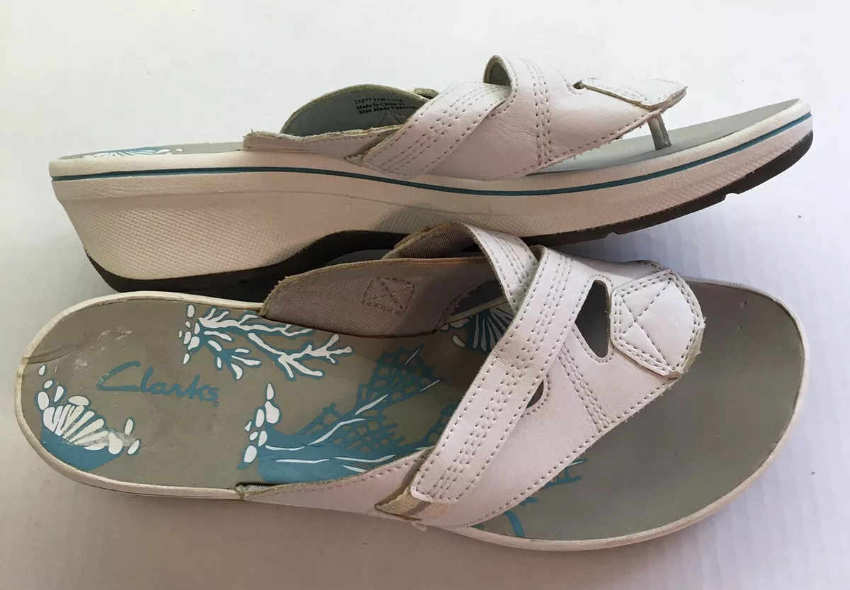 Discontinued clarks hotsell womens shoes