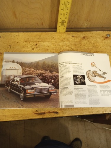 1986 Ford LTD Crown Victoria Vintage Sales Brochure Catalog - Picture 8 of 12