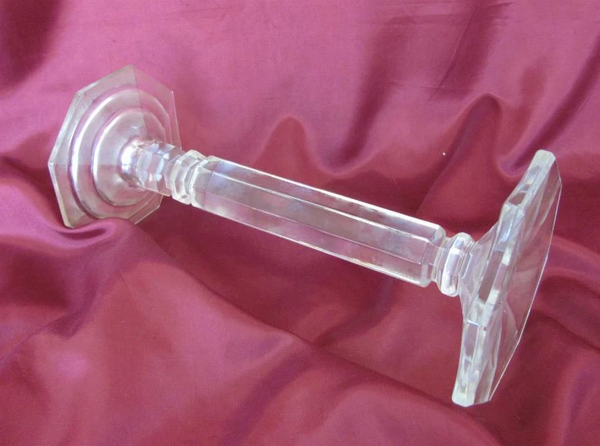 19C ANTIQUE CLEAR CRYSTAL GLASS CANDLESTICK HOLDER - Image 2 of 4