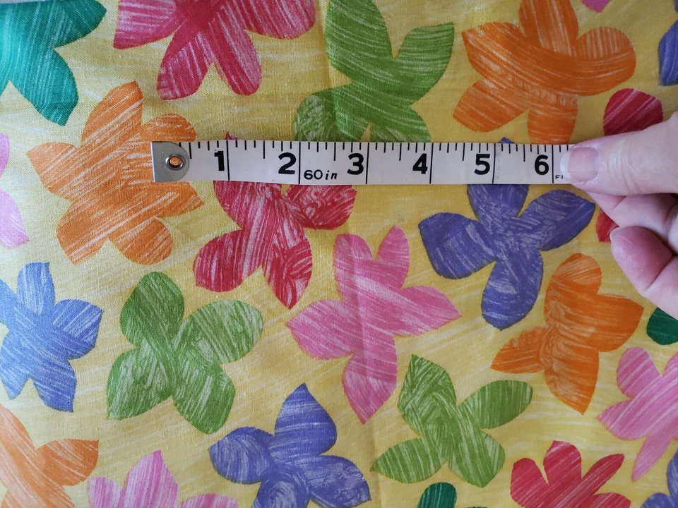 Vnt Sewing Fabric Bloomcraft Sketch Flower Brights Yellow 20x54" Cotton Poplin - Image 4 of 4