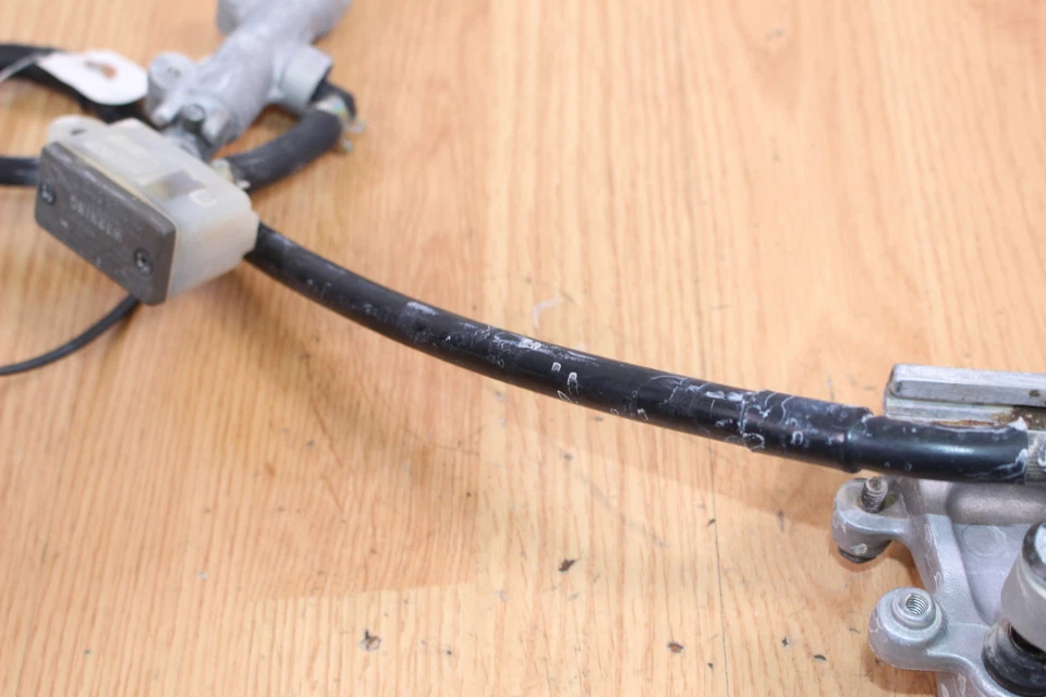 2003 KAWASAKI KLX400SR Rear Brake Master Cylinder With Caliper - Image 3 of 4