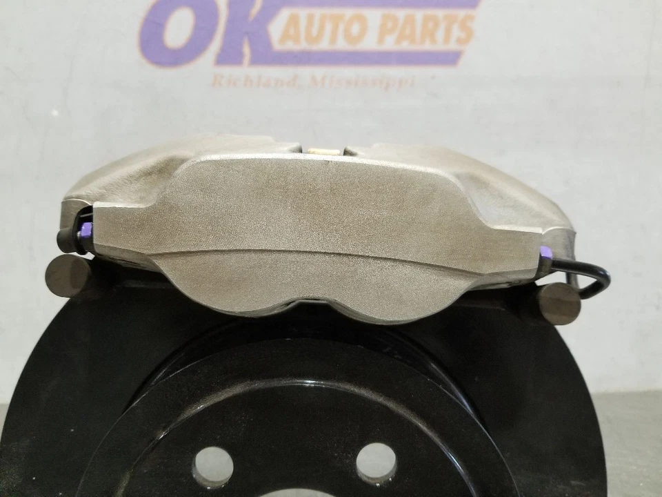 PINZA FRENO DELANTERO IZQUIERDO BMW 530I 23 2023 688583902 Foto 4 de 4