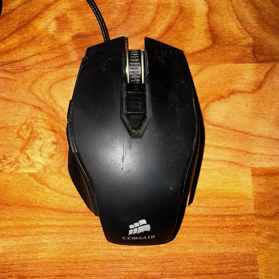 Corsair Vengeance M65 Performance FPS Gaming Mouse, Gunmetal Black (CH-9000022) - Image 2 of 4