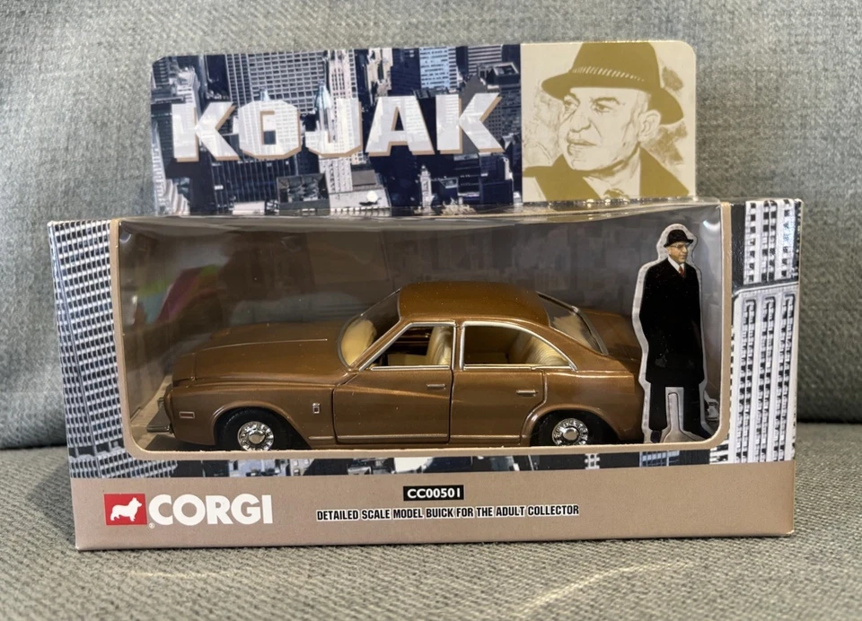 NEW Kojak Corgi Buick Regal + Cardboard Figurine Kojak 1:36 #CC00501 - Image 2 of 4